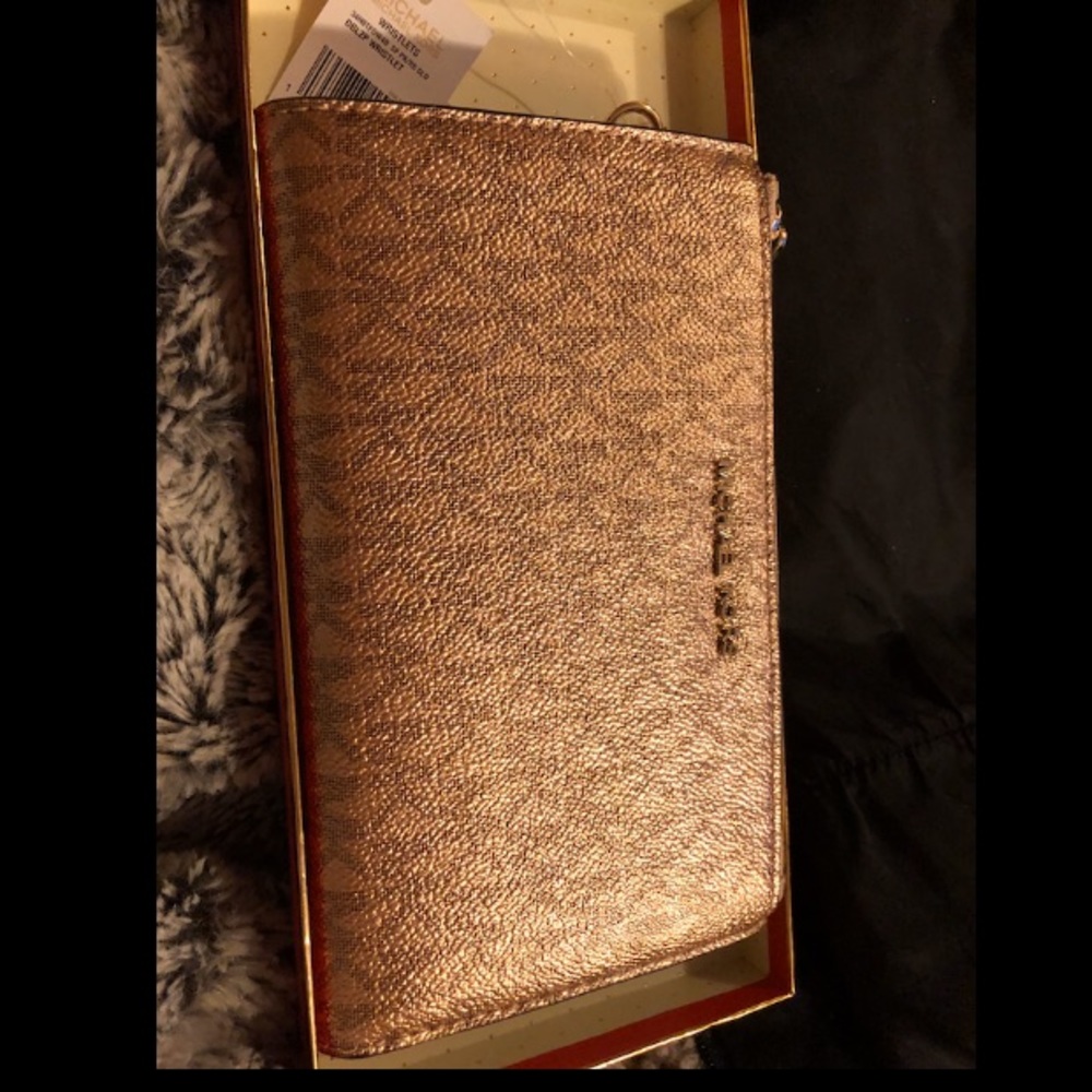🧡 Michael Kors smartphone wallet